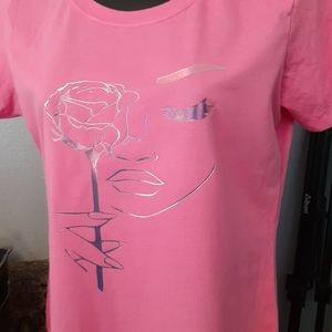 New pink women's fitted tshirt size Lg